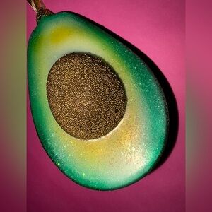 Christmas for the foody! Add some fun with this avocado ornament